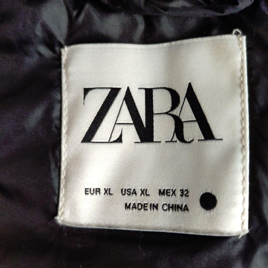 ZARA フード付きブラックキルティングダウンベスト