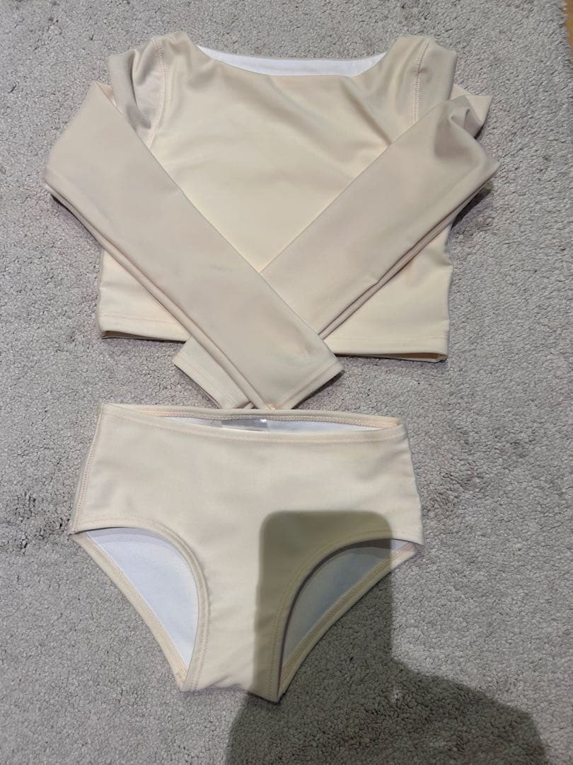 chaisy キッズ　セパレート　長袖　水着　アイボリー　100〜110