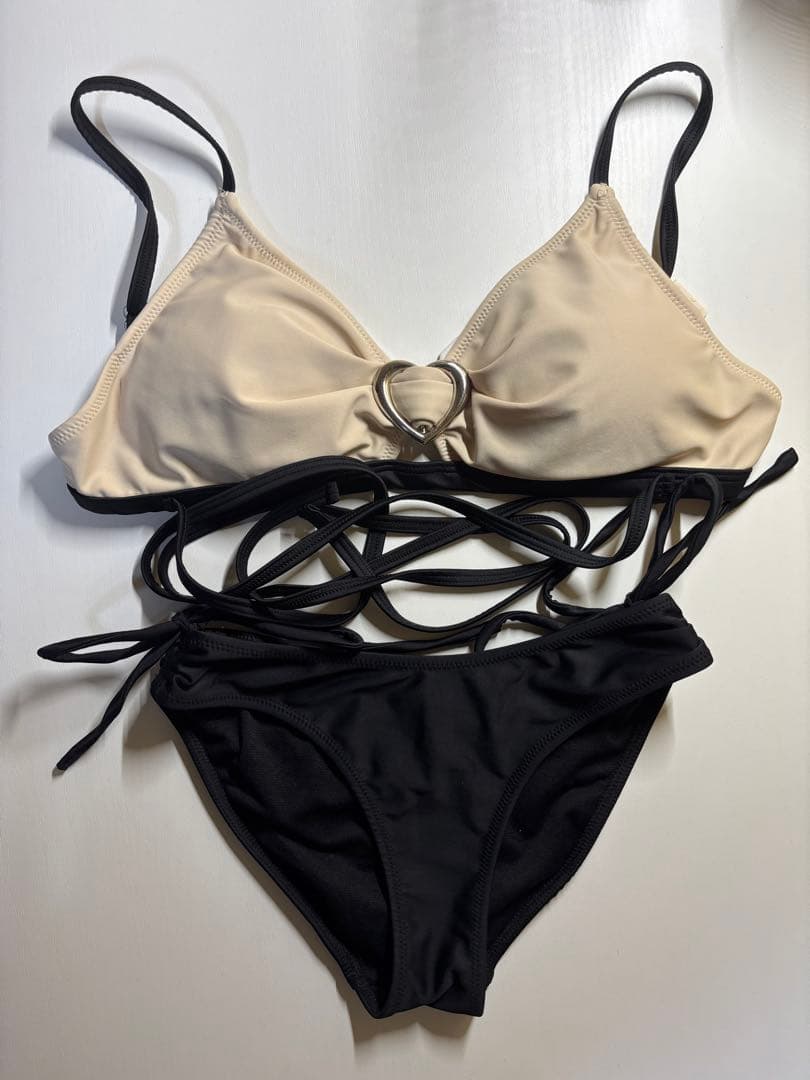 cheri mi ハートバックルバイカラービキニ