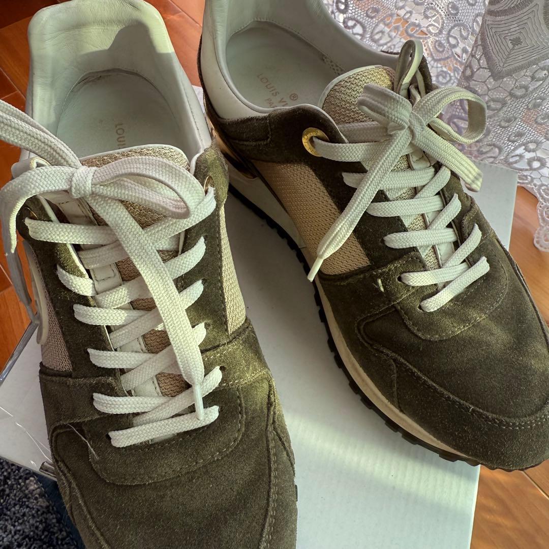 Louis Vuitton オリーブグリーン スニーカー