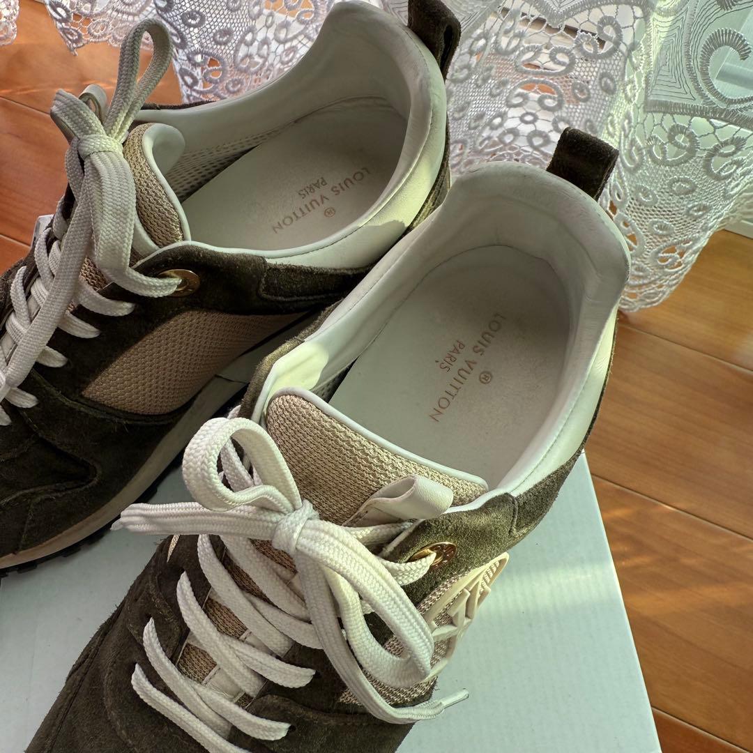 Louis Vuitton オリーブグリーン スニーカー