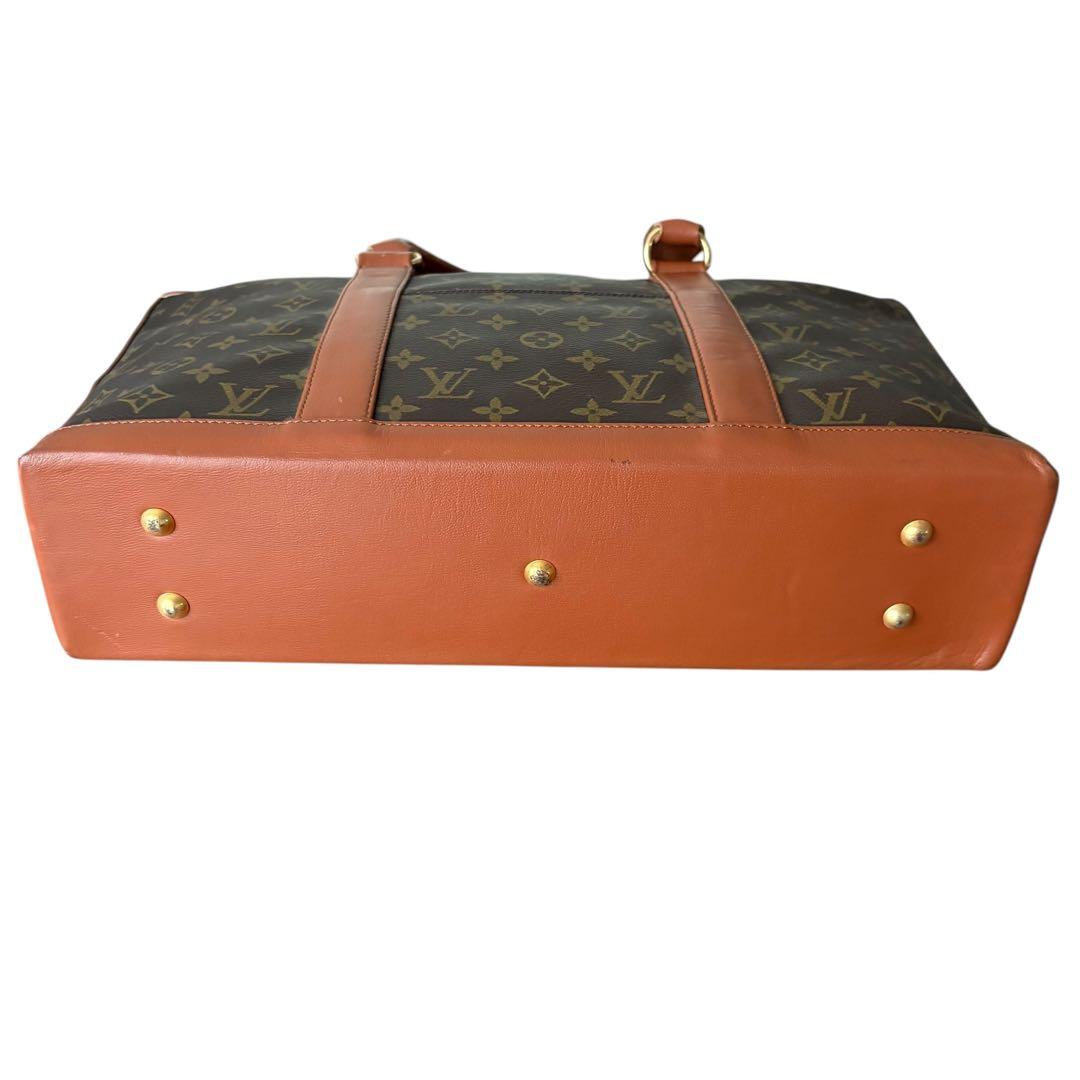 ルイヴィトン　サックウィークエンド　トートバッグ　A4収納　大容量　モノグラム