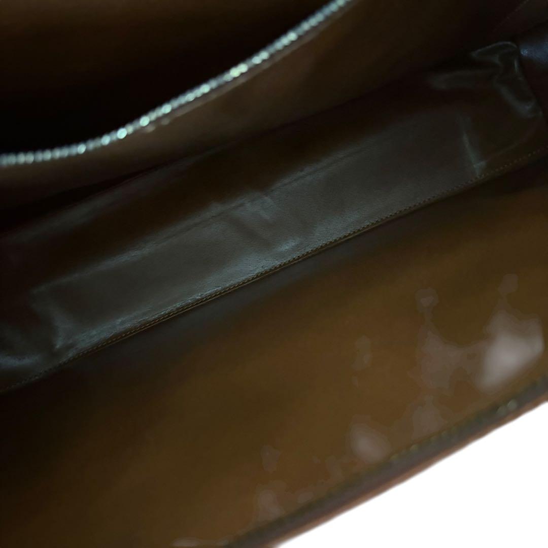 ルイヴィトン　サックウィークエンド　トートバッグ　A4収納　大容量　モノグラム