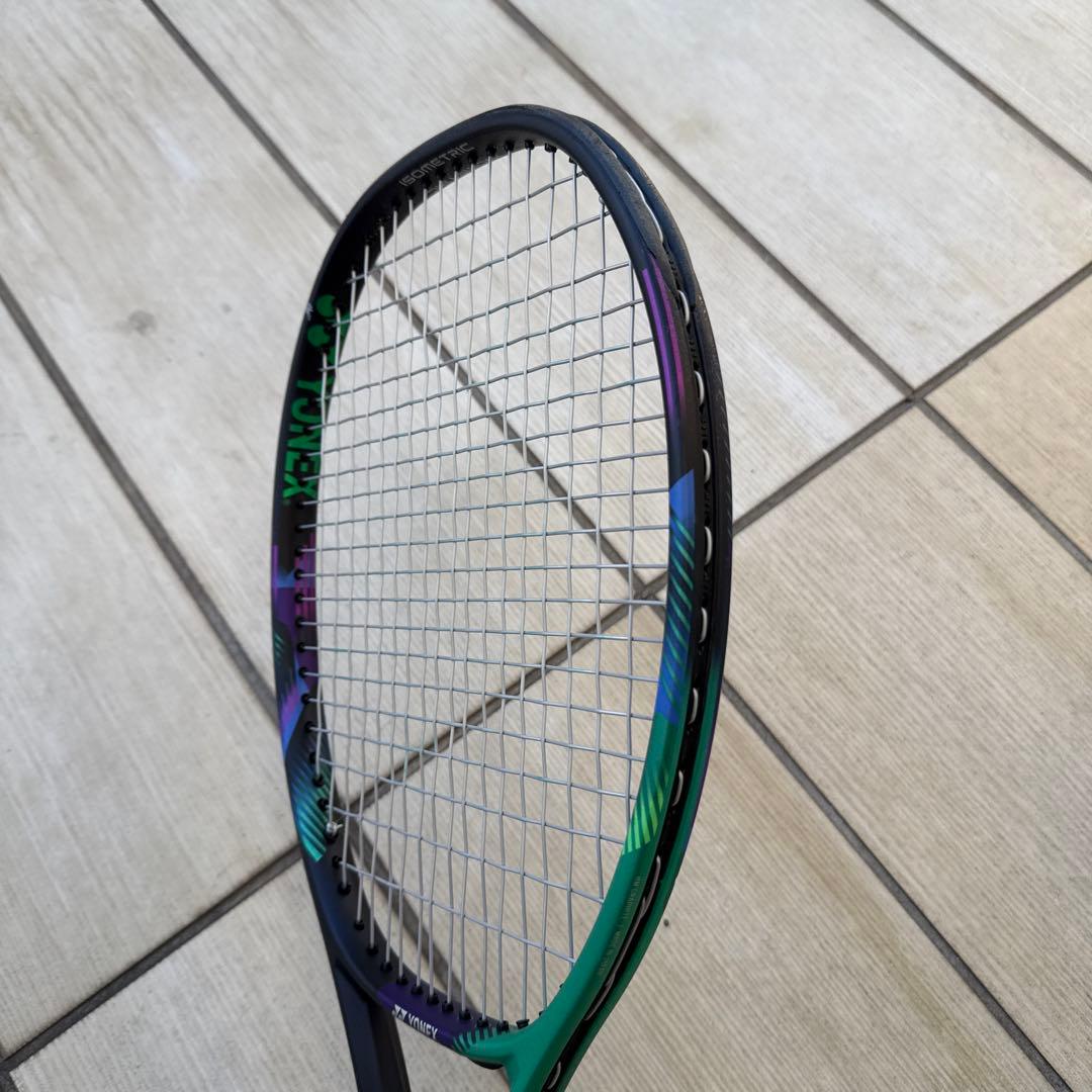 ①ヨネックス ブイコア プロ 97d 18×20 G2 テニスラケット