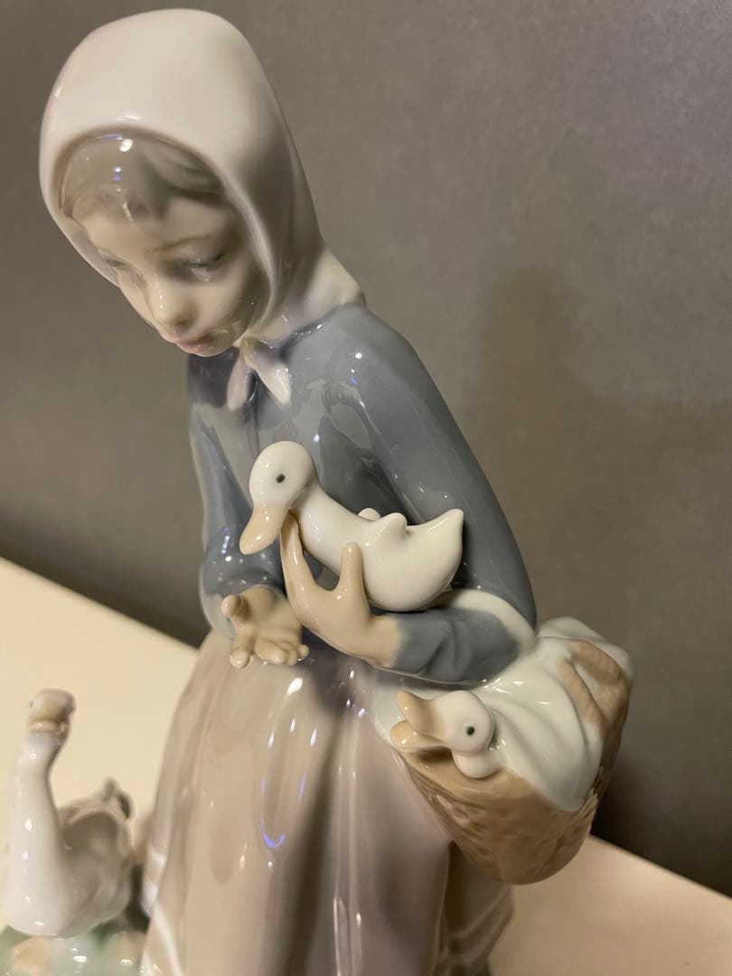 LLADRÓ（リヤドロ） 4568 アヒルと羊飼い