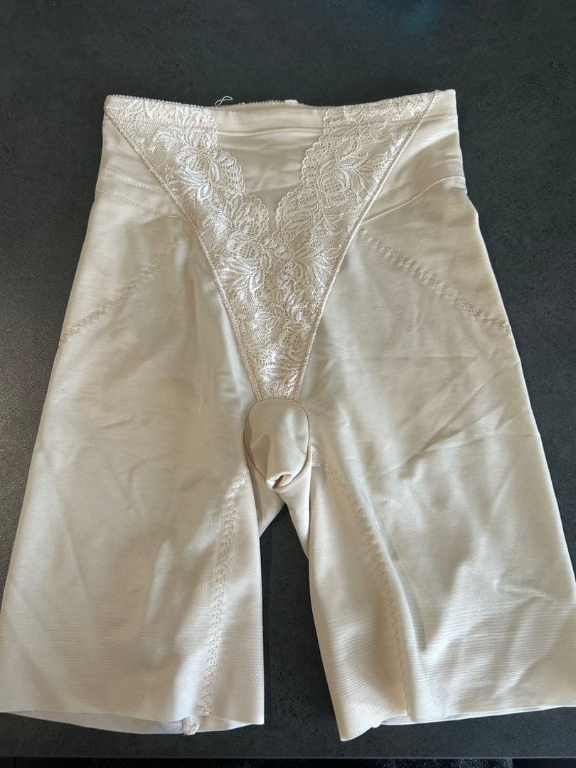 アールイズ ブライダルインナー アイボリー ブラジャーとショーツ セット 76