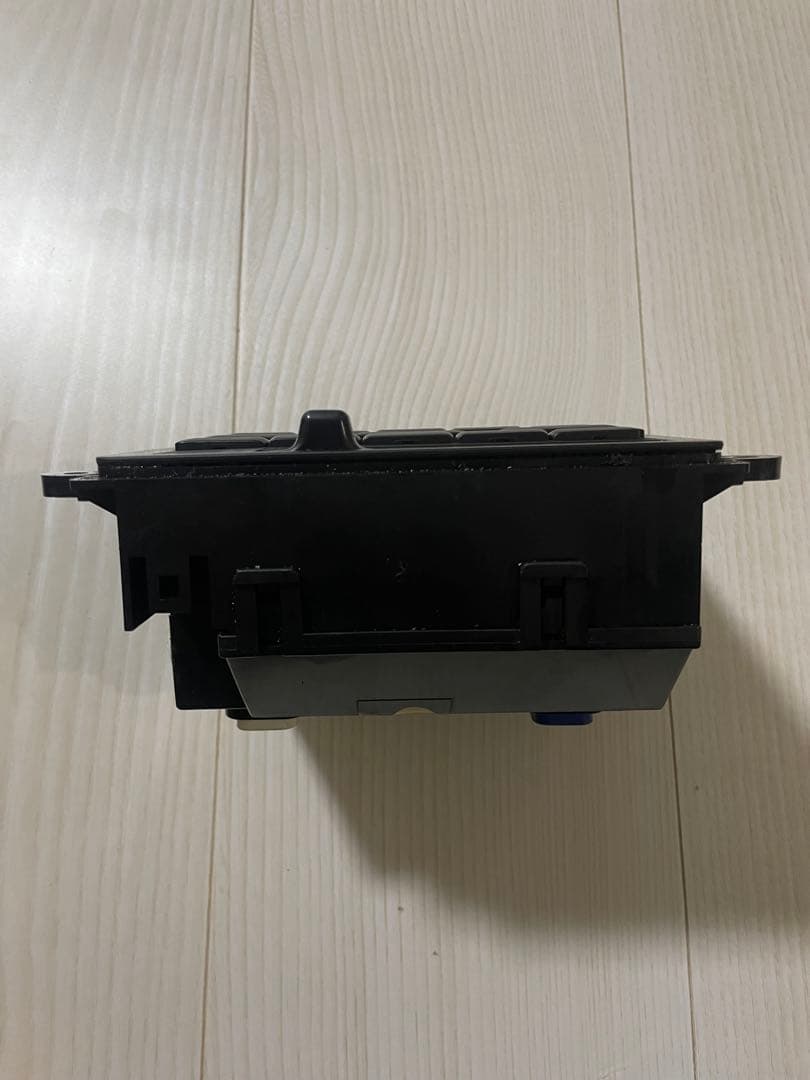 ランクル80 エアコンスイッチ　エアコンパネル