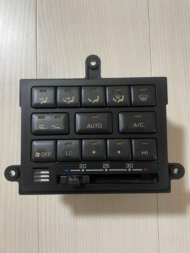ランクル80 エアコンスイッチ　エアコンパネル