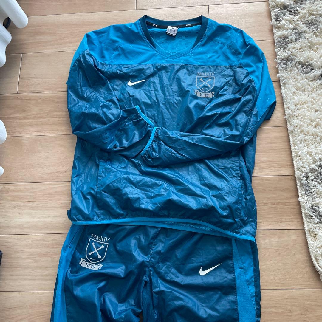 NIKE ナイキ　NSTBセットアップ