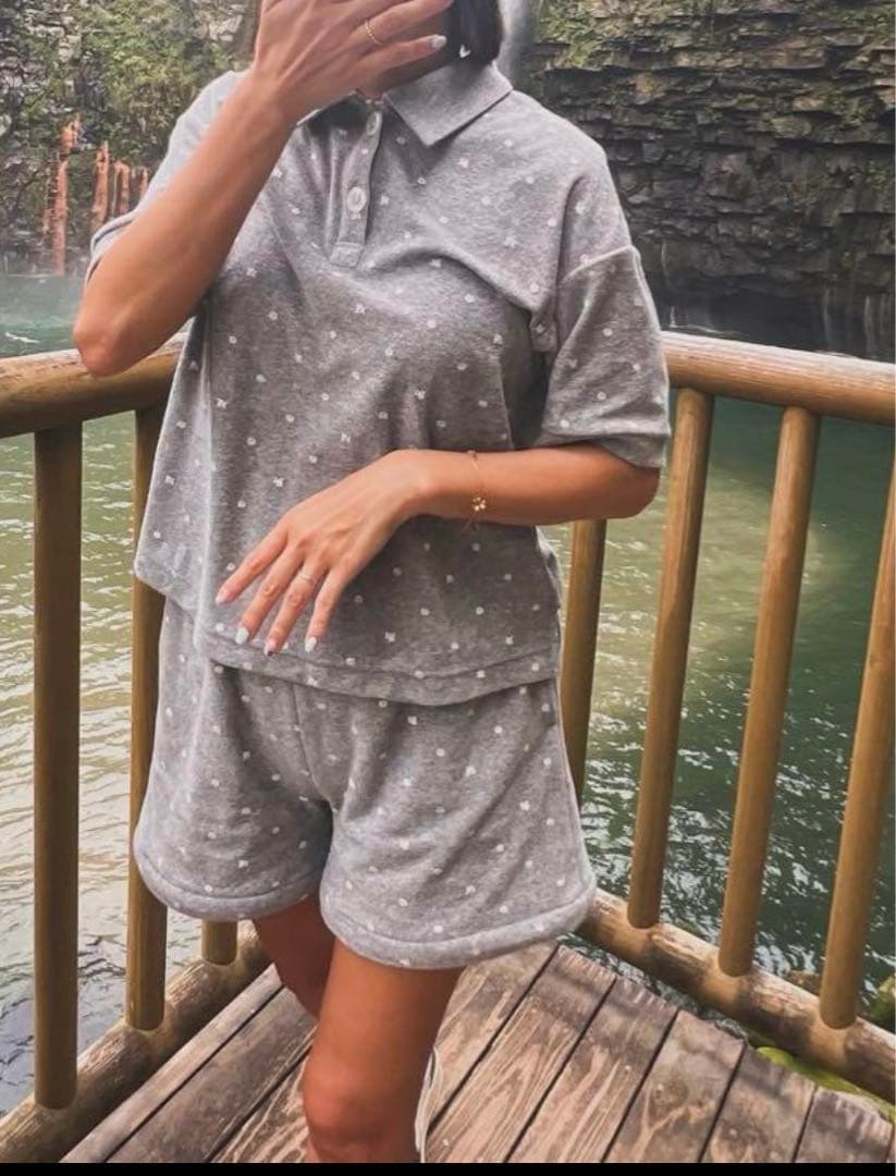 むぎむぎ✴︎rosy monster セットアップ　ロージーモンスタ