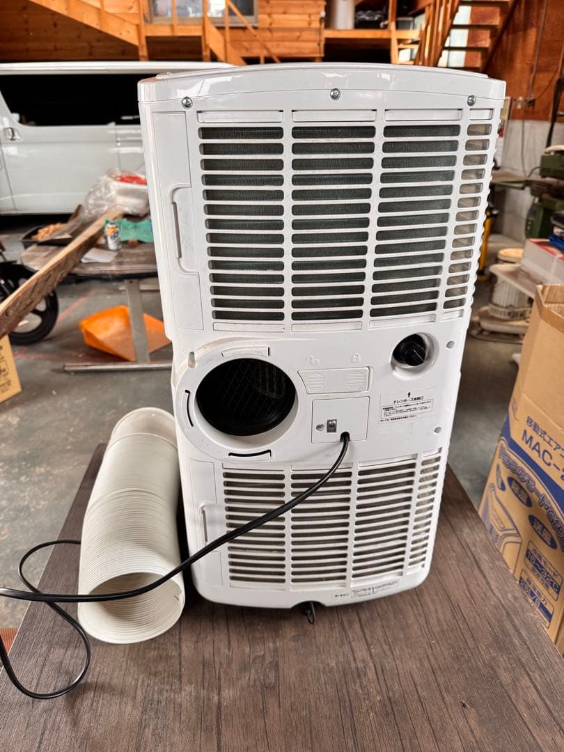 2020年製　ナカトミ　移動式エアコン（冷房）MAC-20 & 排熱ダクト