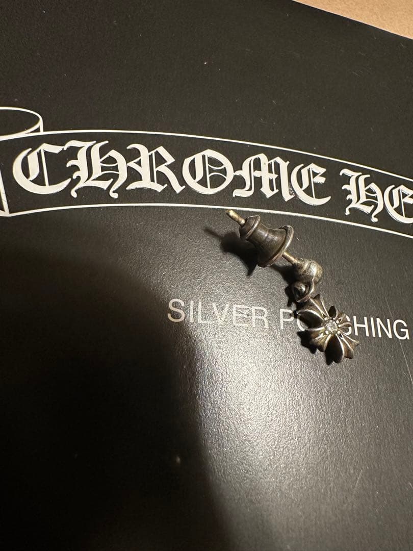 CHROME HEARTタイニーECHプラス 1ダイヤ ドロップピアス シルバー