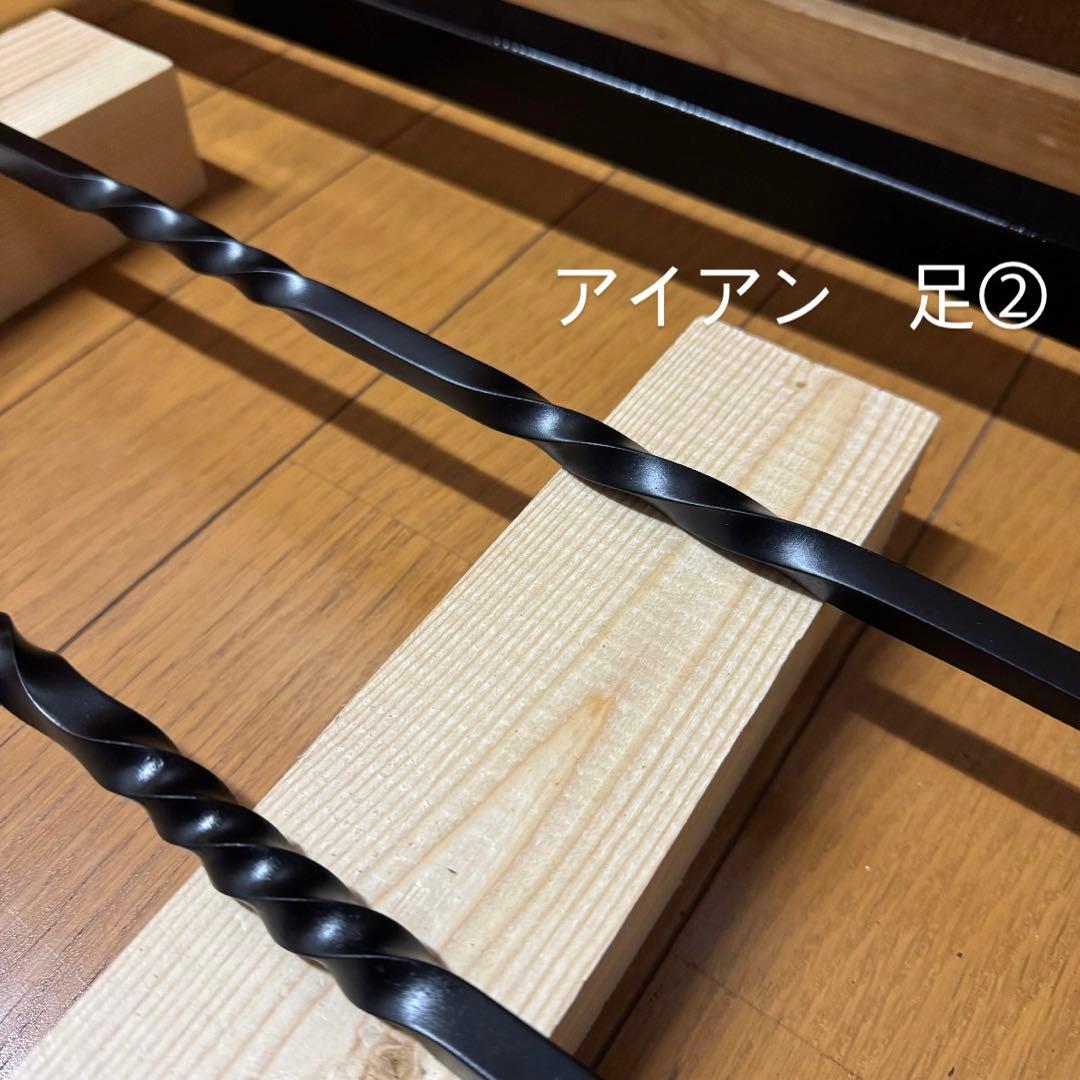 ヘリンボーン　テーブル