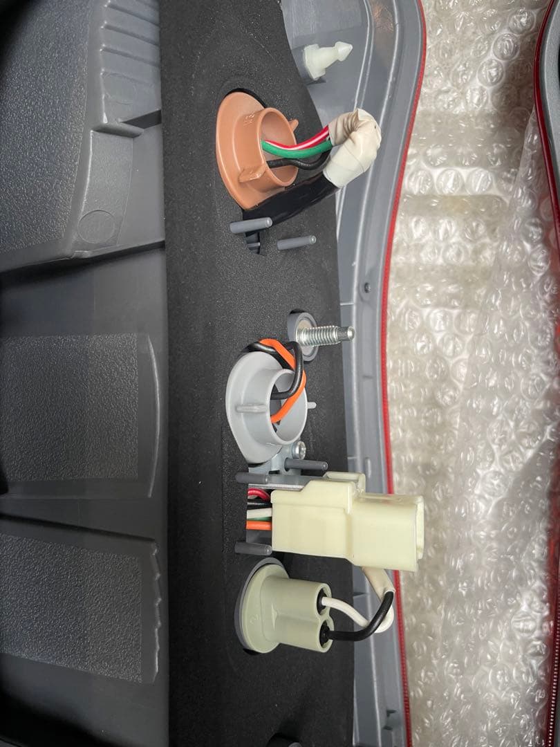 tkmトヨタ 160系 プロボックス サクシード テールランプ 電球付き