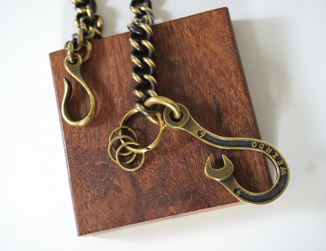 ◆WEIRDO◆ウィアード　　　ウォレットチェーン　　brass