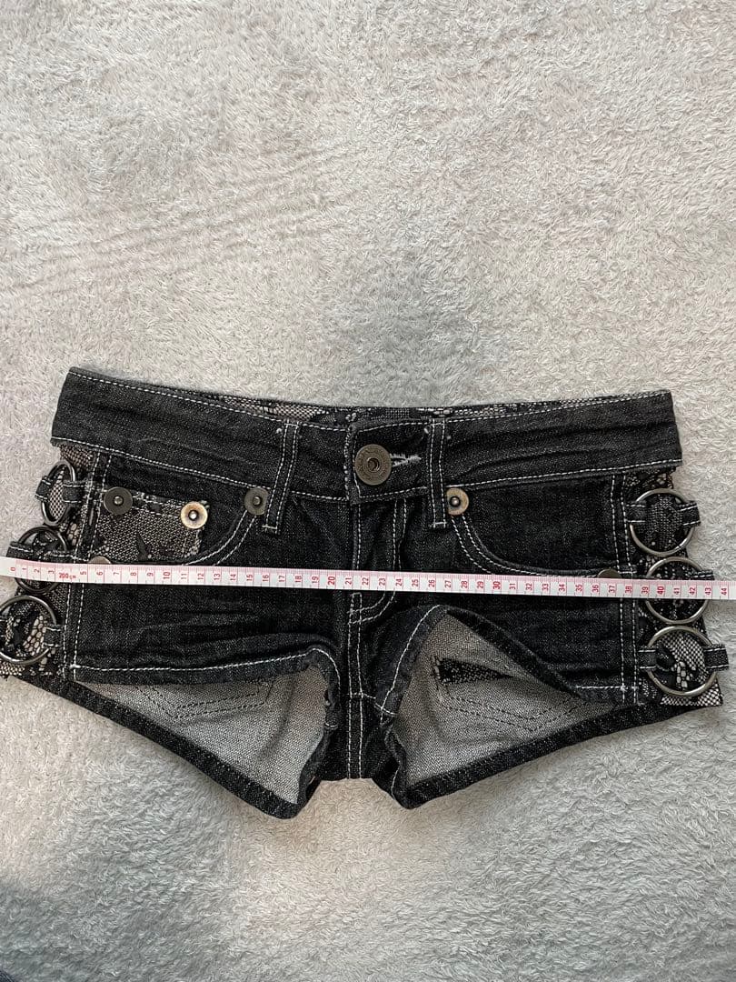 d.i.a jeans ダークデニム レース サイドリングショートパンツ