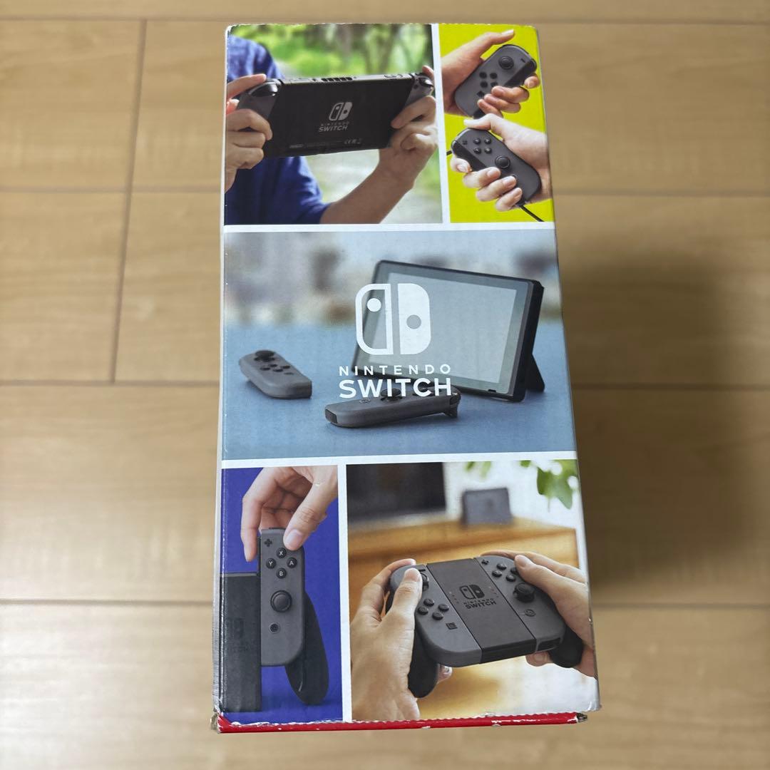 Nintendo Switch グレー 本体 中古品　専用ケースのおまけ付き