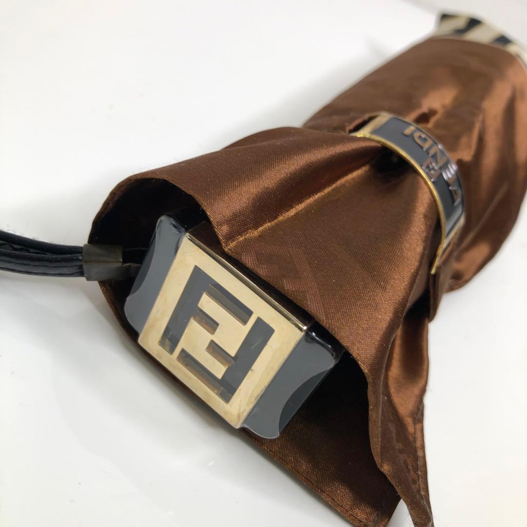 【美品】FENDI フェンディ　折りたたみ傘　ズッカ柄　ブラウン
