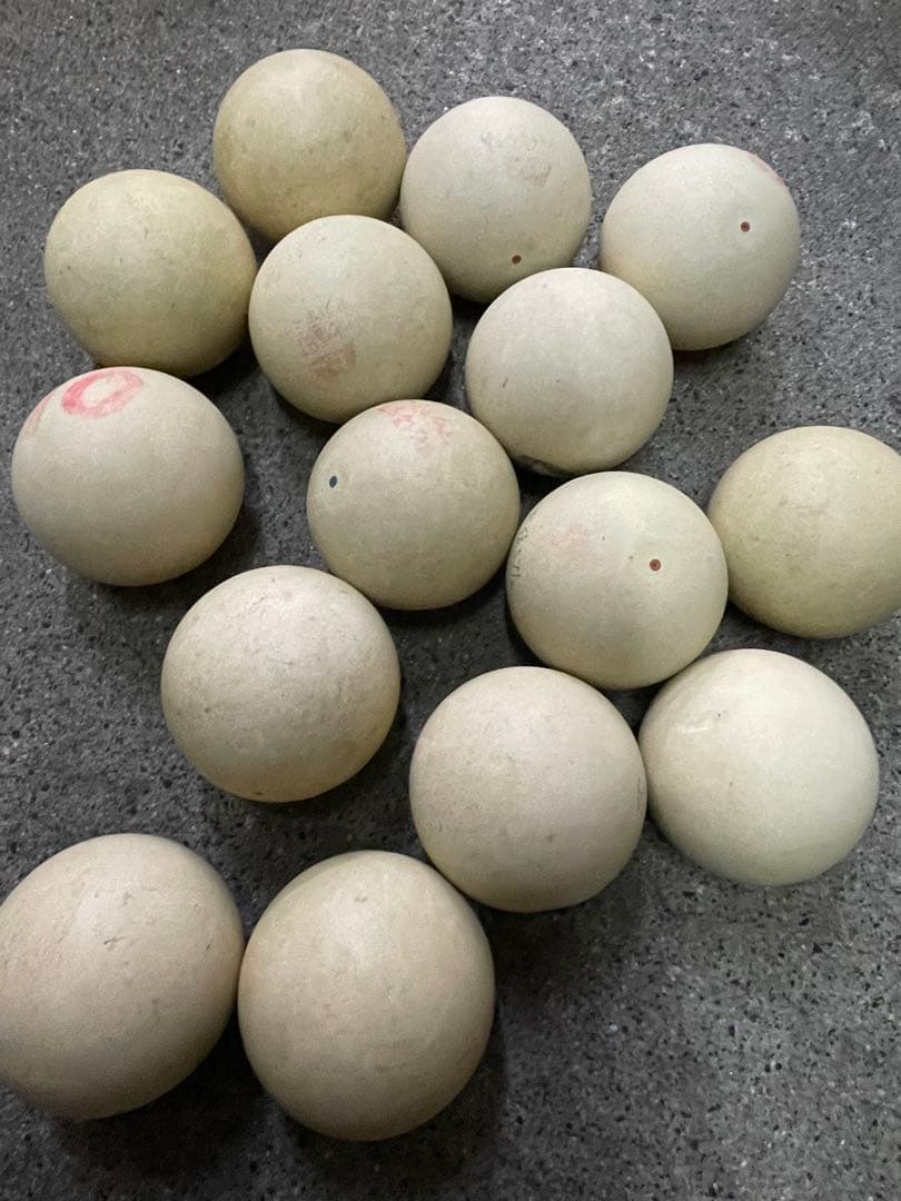 ソフトテニスボール 70個