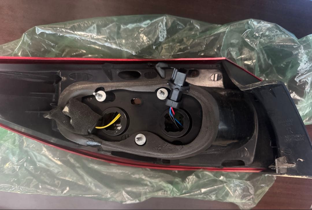 cx5 テールランプ