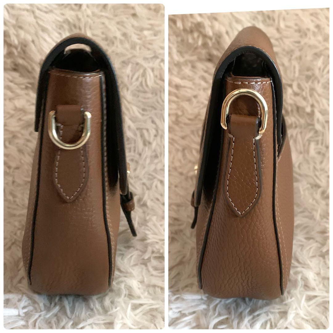 極美品✨フルラ ウラニア ショルダーバッグ レザー 現行 レア ロゴ キャメル