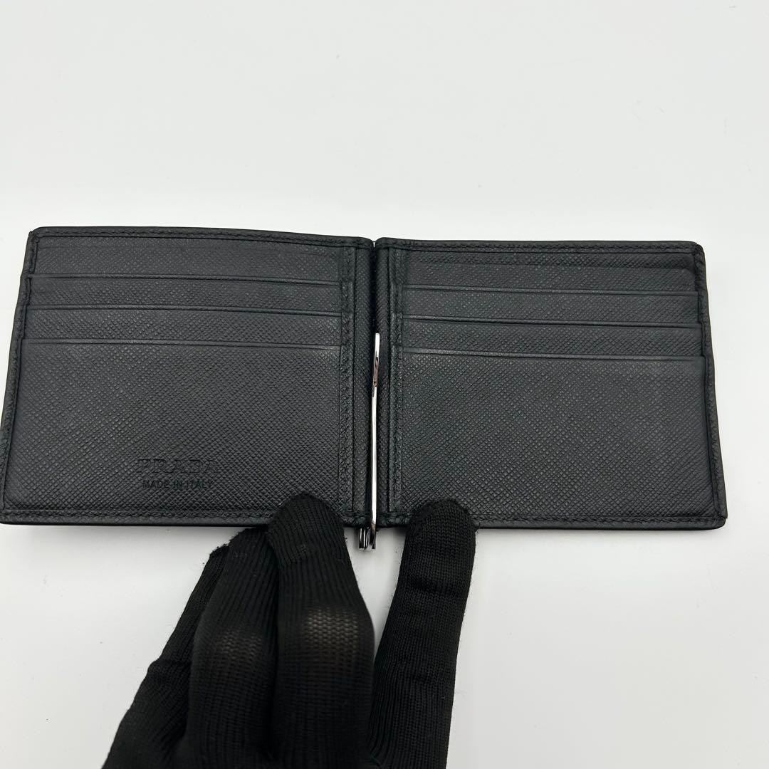 PRADA マネークリップ 折り財布 二つ折り ロゴ サフィファーノレザー 黒