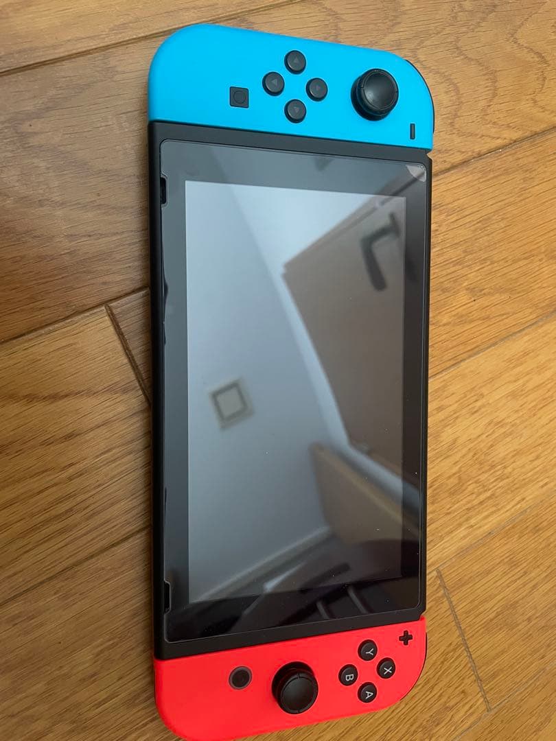 美品　Nintendo Switch 本体 青/赤