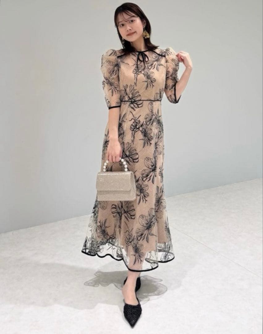 LEJA 花柄リボンパフスリーブマーメイドワンピースドレス ベージュ　S