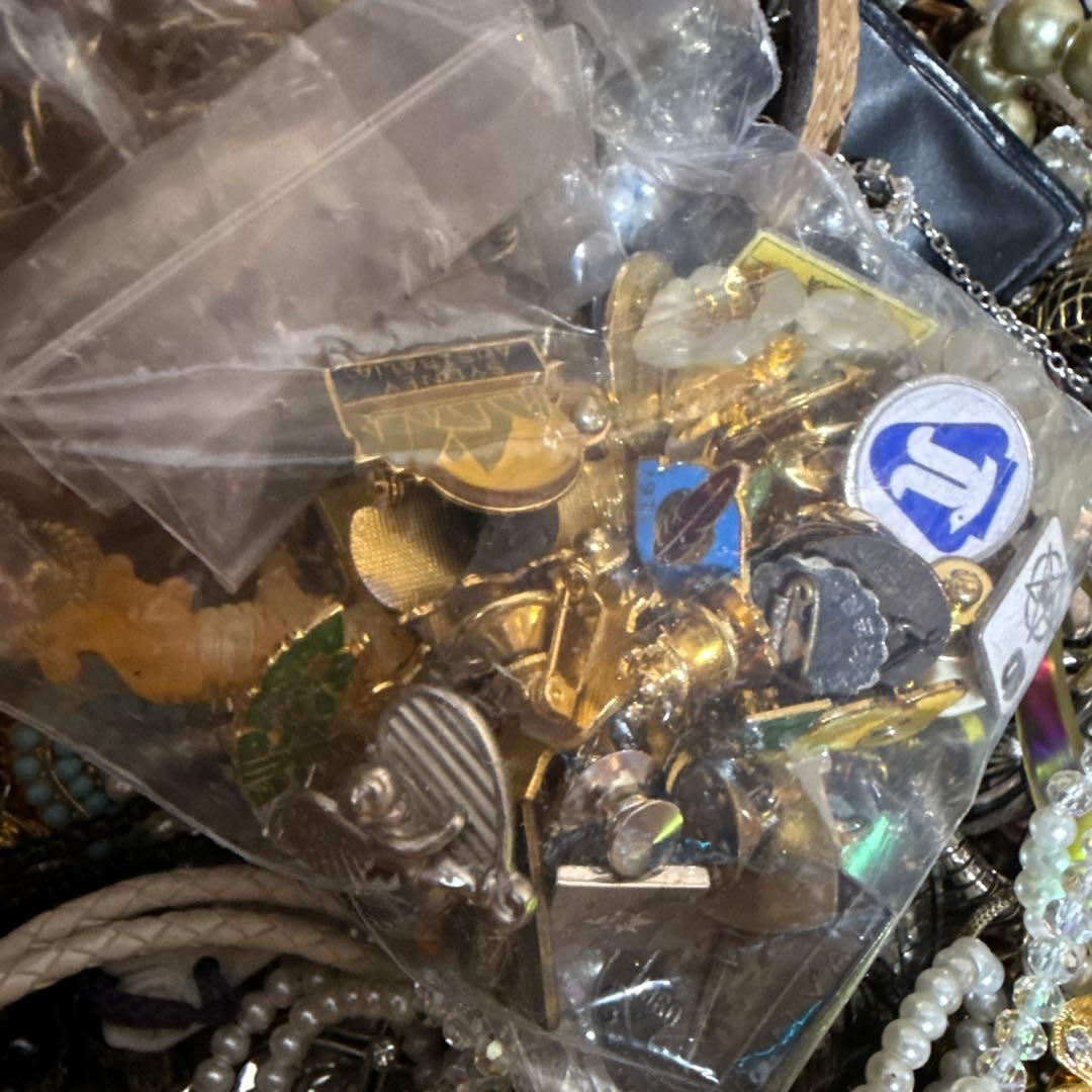 イミテーション　アクセサリー　まとめ　6.２キロ