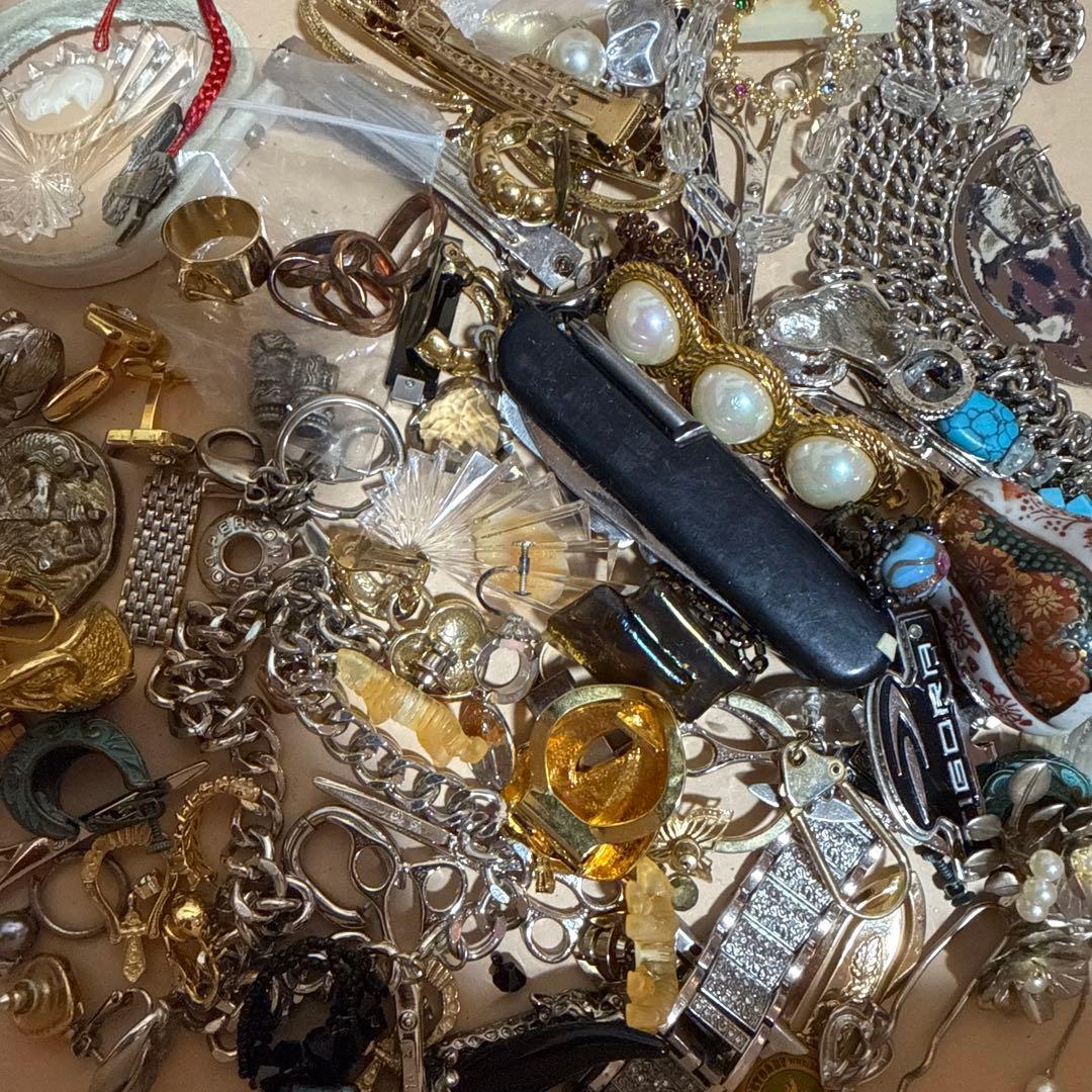 イミテーション　アクセサリー　まとめ　6.２キロ