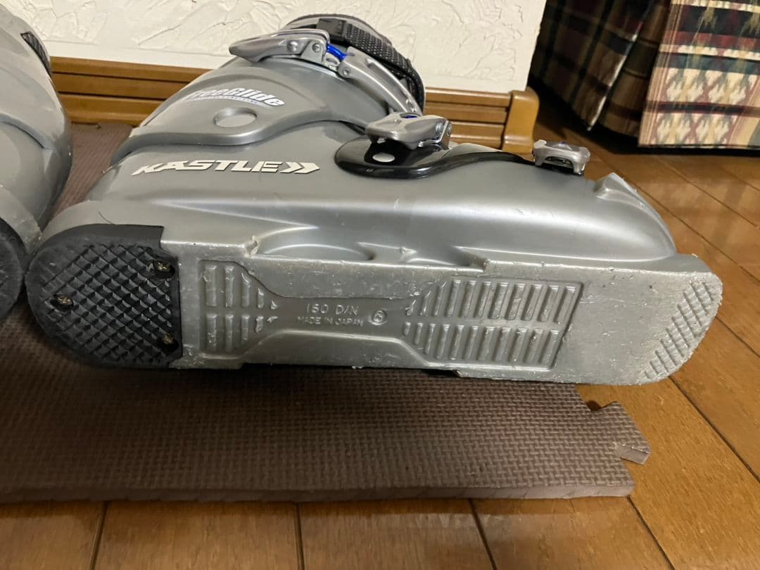 KASTLE ケスレー スキーブーツ 27〜27.5cm　足幅広め　軽量モデル