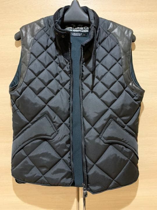 SLOWGUNスロウガン　ナイロンキルティングベスト