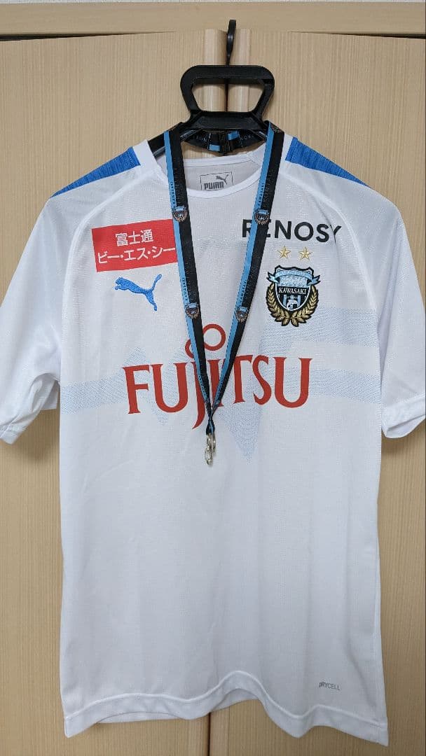 【激レア】2019シーズン　全選手サイン入り　フロンターレユニフォーム