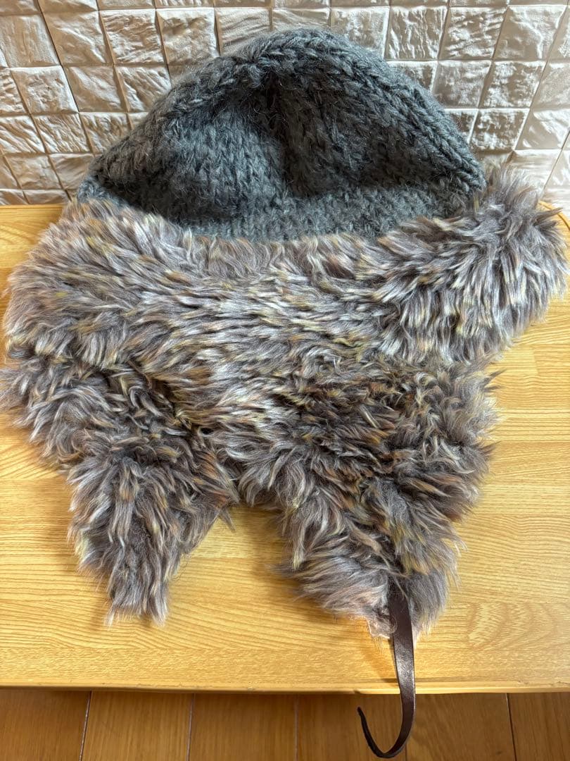 キャピタル KAPITALファーとニットの帽子