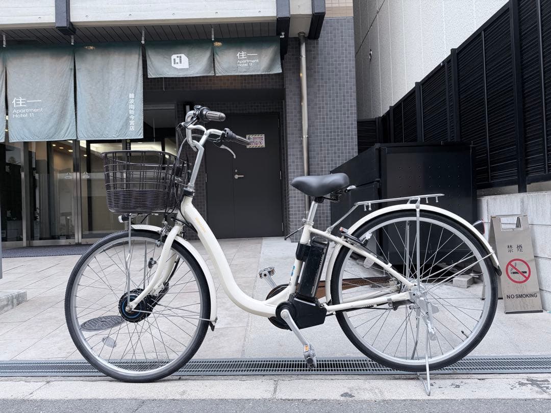 大阪府　ブリヂストン　ホワイト 電動アシスト自転車 シティタイプ