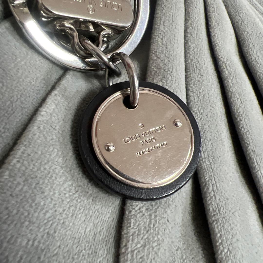 ルイヴィトン キーケース キーチェーン キーリング 黒