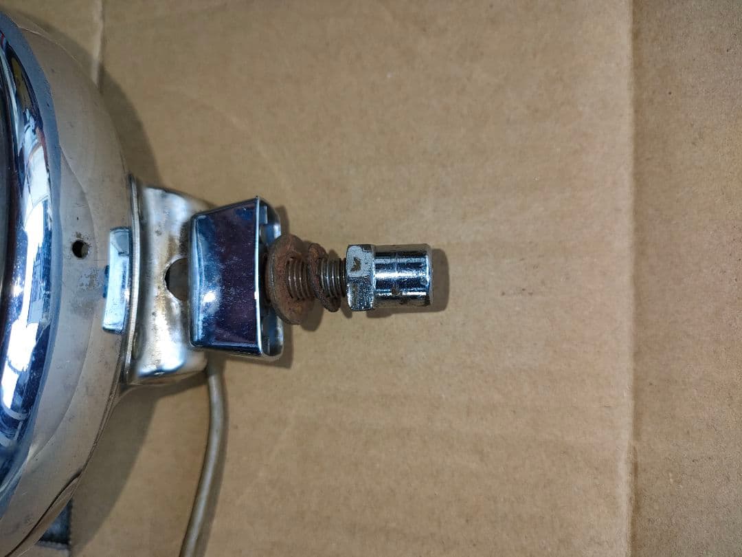 フォグランプとスポットランプのペア