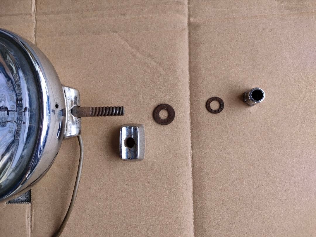 フォグランプとスポットランプのペア