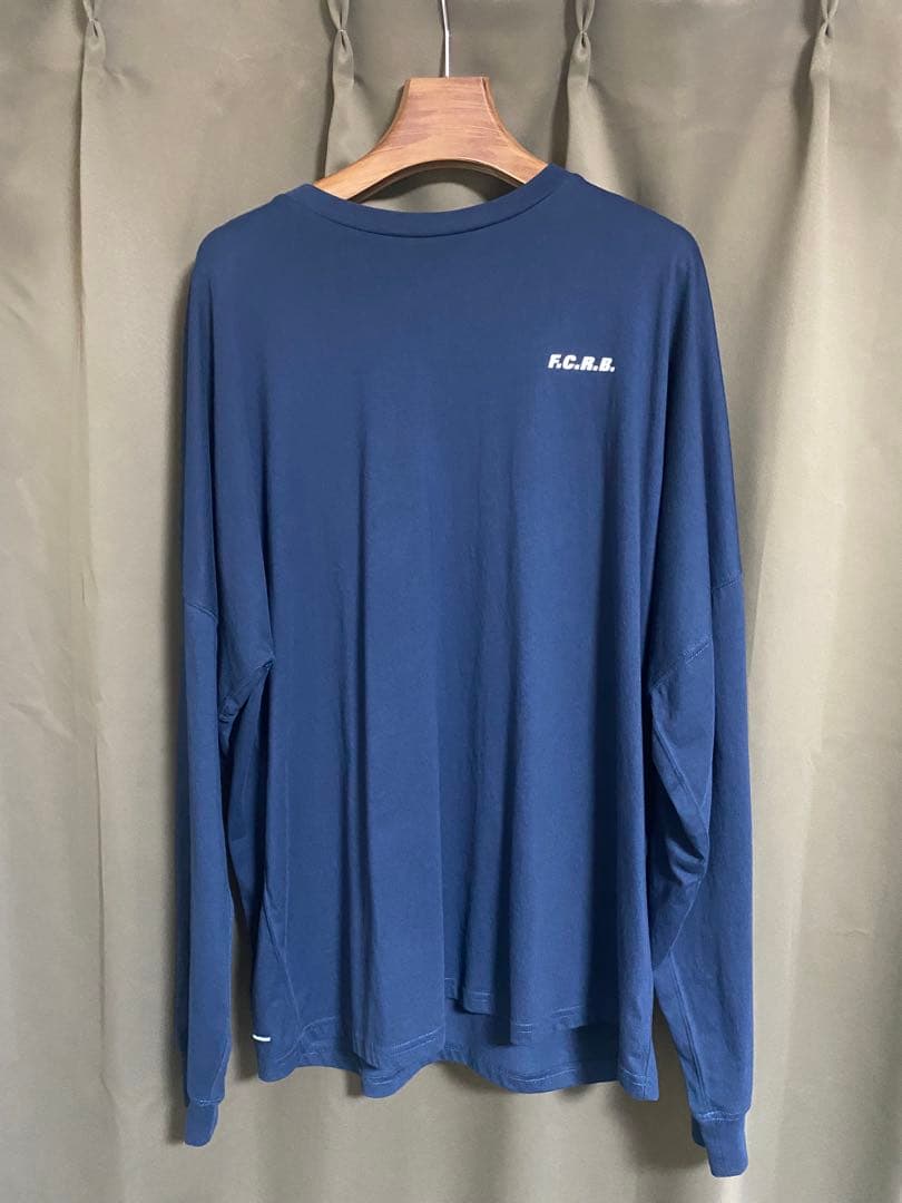 ぺ*y様 Bristolロゴ ネイビー 長袖カットソー F.C.R.B.