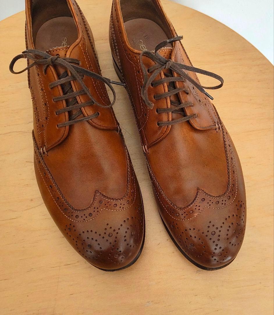 セルジオロッシ　ブラウン レザー ウィングチップ ドレスシューズ　レザーソール