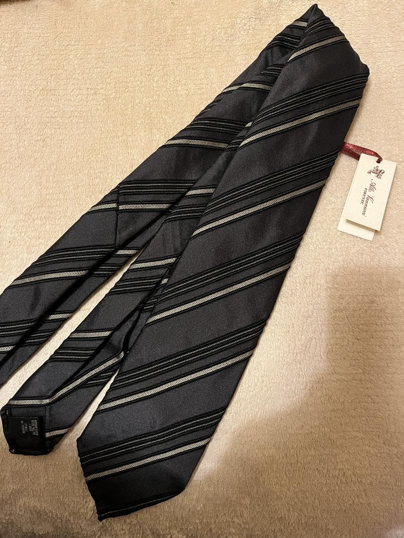 Atto Vannucc アットヴァンヌッチ セッテピエゲタイ・未使用品