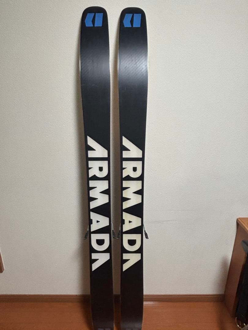 ARMADA JJ スキー板 マルチカラー