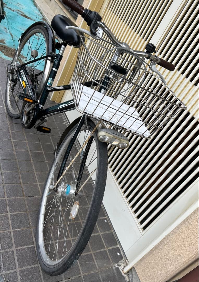 ノーパンクタイヤ　CHACLE シティサイクル 前カゴ付き　27インチ　引き取り