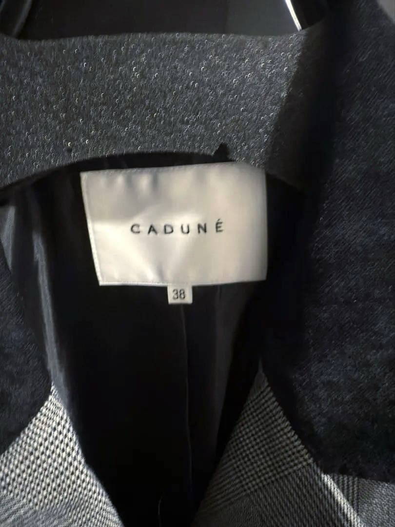 値下げ【未使用】CADUNE バイカラージャケット　2024