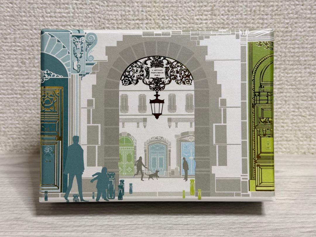 ラルチザン パフューム　タンブクトゥ　フー アブサン　クールドベチバーサクレ