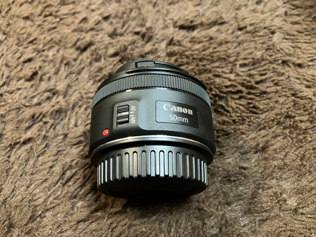 Canon EF 50mm F1.8 STM フード、レンズ保護フィルター付き