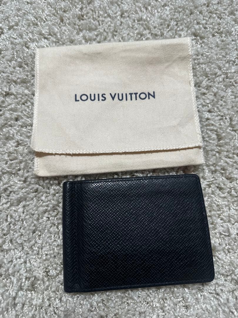 LOUIS VUITTON ルイヴィトン　タイガ　二つ折り財布　黒