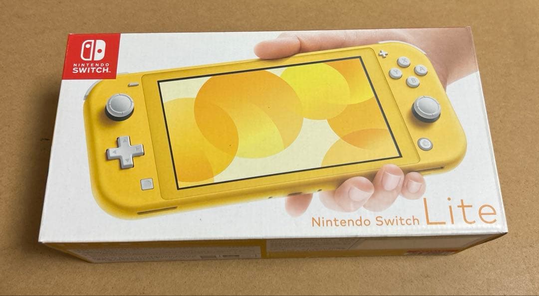 Nintendo Switch Lite イエロー　本体ケース付き
