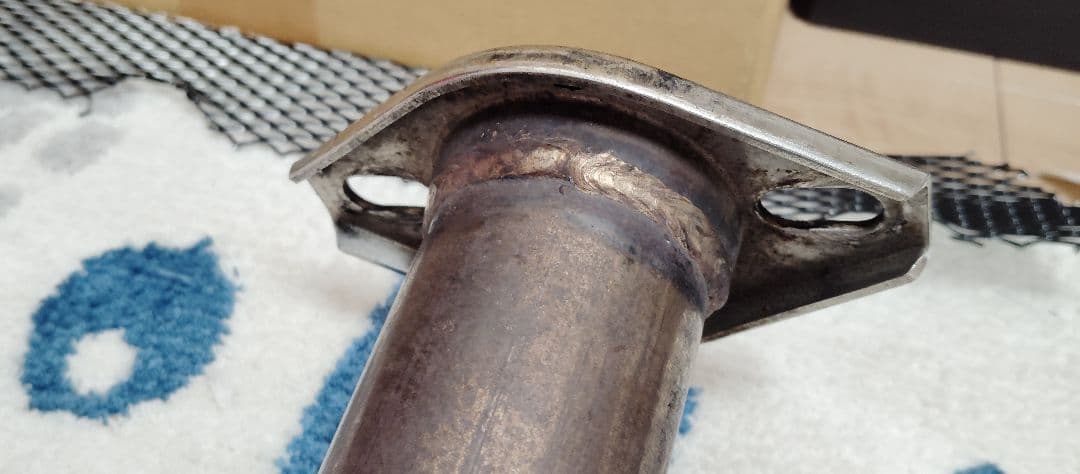 K（恐らく）スリーキャッツ製25、26セレナ用センターパイプ