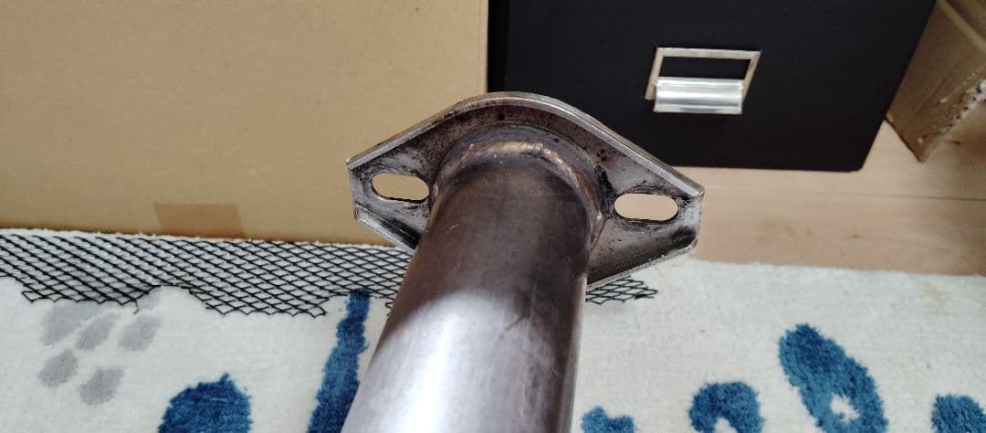 K（恐らく）スリーキャッツ製25、26セレナ用センターパイプ